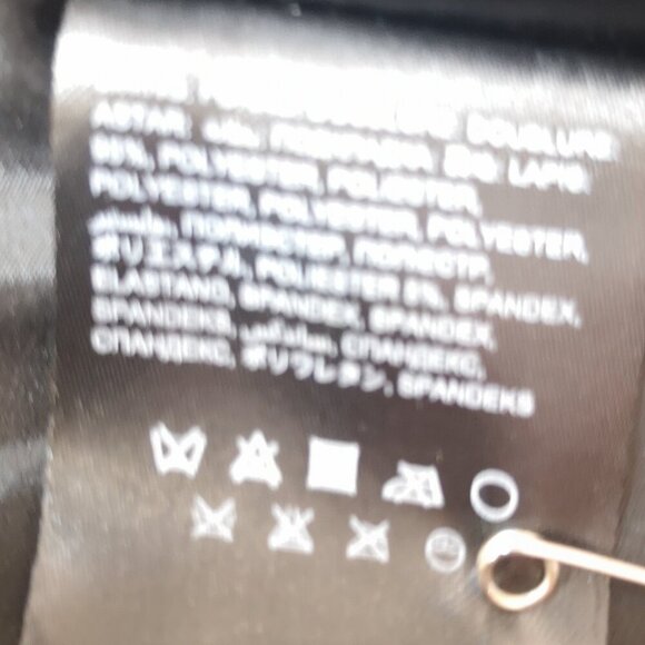 bebe Ladies Black Size 2 Off Set Zipper Tab Collar Lined & Fitted Tuxedo Jacket - Picture 9 of 14